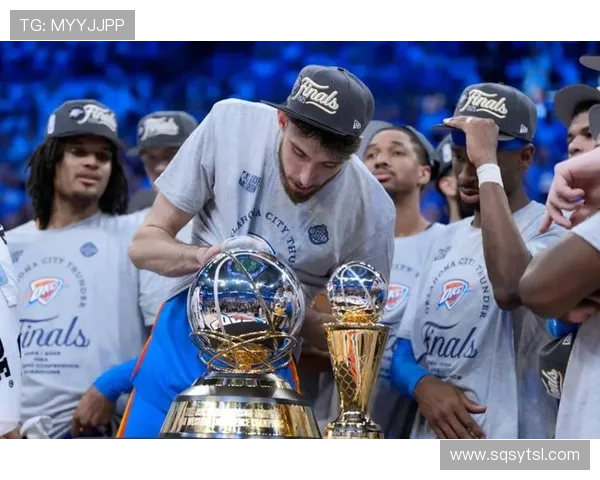 夏普签约四年九千万22届首轮秀七人续约班凯罗切特杰伦威超两亿